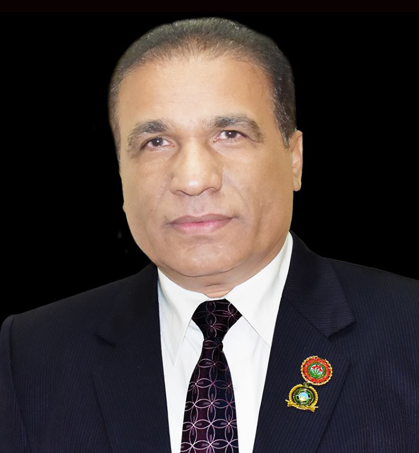 الشريف السفير أمين شمخ